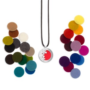 Deja vu watch, accessories, felt necklace, Fk 2